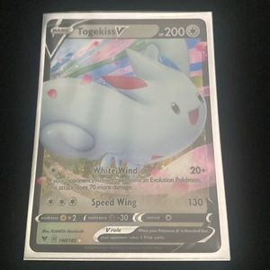 Togekiss V - Pokémon card